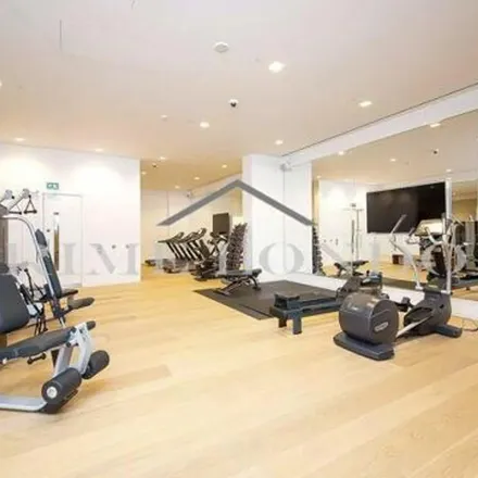 Image 6 - Victoria Station, Phipps Mews, London, SW1W 9AX, United Kingdom - Apartment for rent