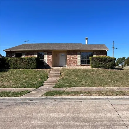 Buy this 3 bed house on 720 Green Canyon Drive in Mesquite, TX 75150