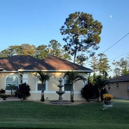 Buy this 3 bed house on 8 East Diamond Drive in Palm Coast, FL 32164