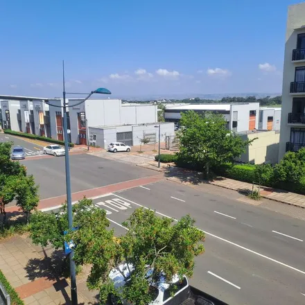 Image 2 - Town Centre, New Street, Cape Town Ward 112, Durbanville, 7550, South Africa - Apartment for rent