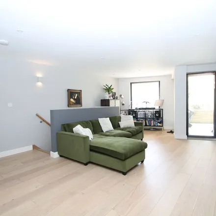 Rent this 3 bed apartment on The Barber Shop in Purley Road, London