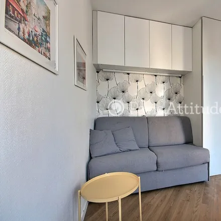 Image 4 - 50 Rue de Passy, 75016 Paris, France - Apartment for rent