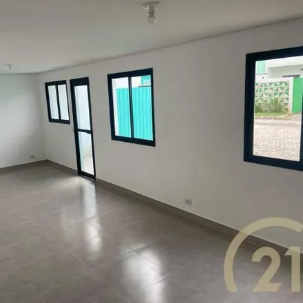 Rent this 3 bed house on Rua das Morangueiras in Jardim Petrópolis, Cotia - SP