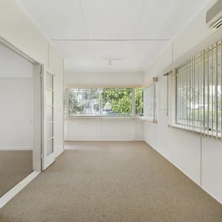 Image 4 - 16 Harold Street, Holland Park QLD 4121, Australia - Apartment for rent