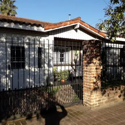 Buy this 2 bed house on Provincia de Chaco in 1854 Longchamps, Argentina