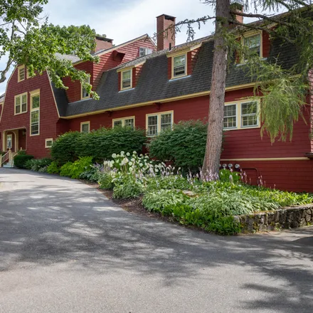 Buy this 2 bed condo on 47 Maine Street in Kennebunkport, 04046