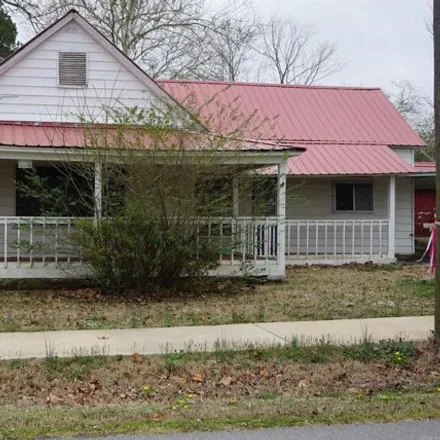 Buy this 3 bed house on 615 East 2nd Street in McRae, White County