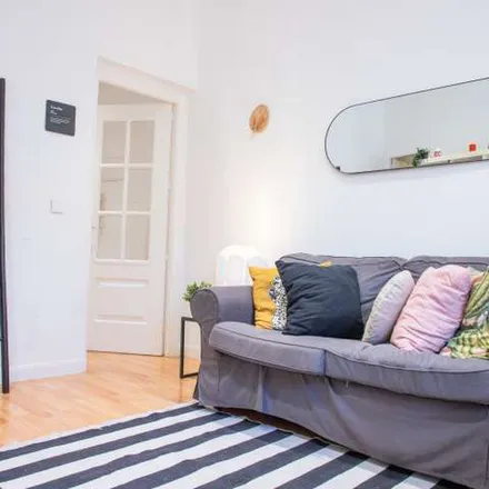 Image 2 - Calle de Buenavista, 33, 28012 Madrid, Spain - Apartment for rent