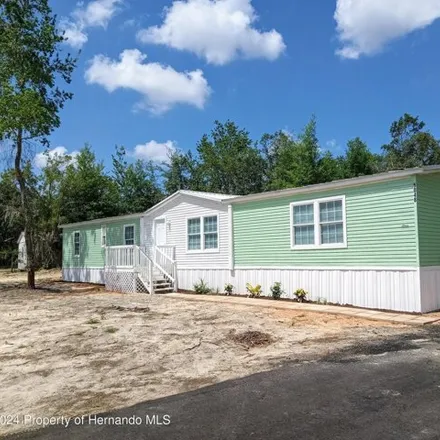 Buy this studio apartment on 5048 S Chickadee Ave in Lecanto, Florida