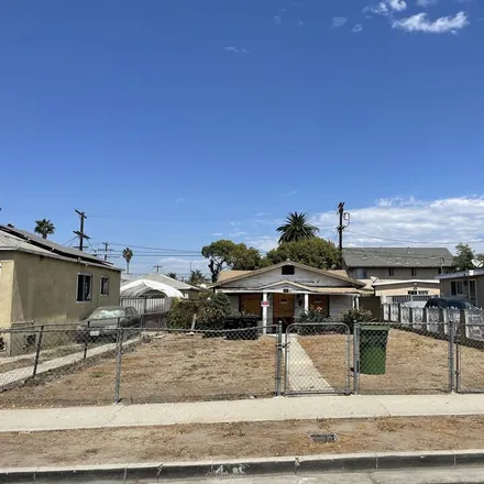 Buy this 2 bed house on 227 West 109th Street in Los Angeles, CA 90061