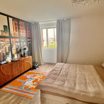 Rent this 4 bed apartment on Kaskadenpark 32 in 22045 Hamburg, Germany