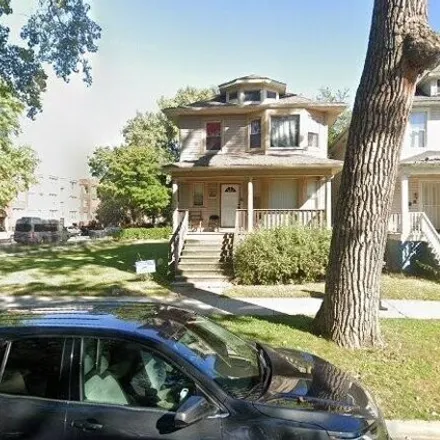 Image 1 - 2604 East 77th Street, Chicago, IL 60649, USA - House for sale