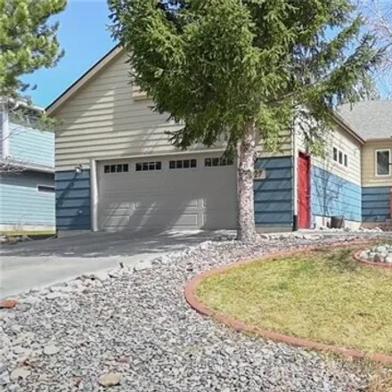 Buy this 4 bed house on 2987 Dumbarton Road in Billings, MT 59101