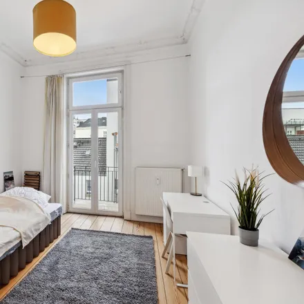 Rent this 1 bed apartment on Schlüterstraße 86 in 20146 Hamburg, Germany