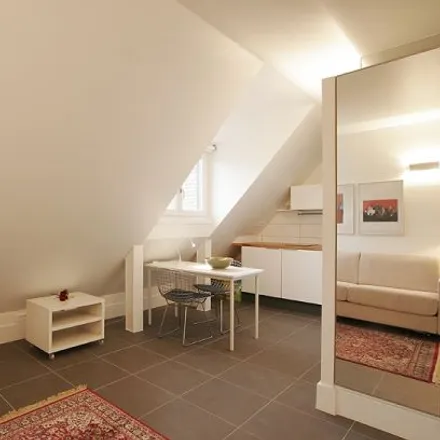 Image 7 - 49 Rue Jean de La Fontaine, 75016 Paris, France - Apartment for rent