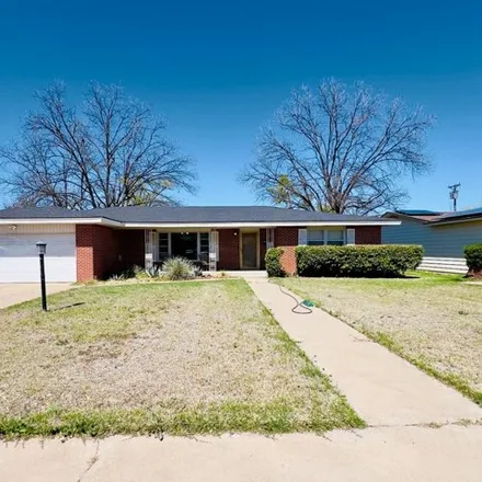 Rent this 3 bed house on 3668 39th Street in Lubbock, TX 79413