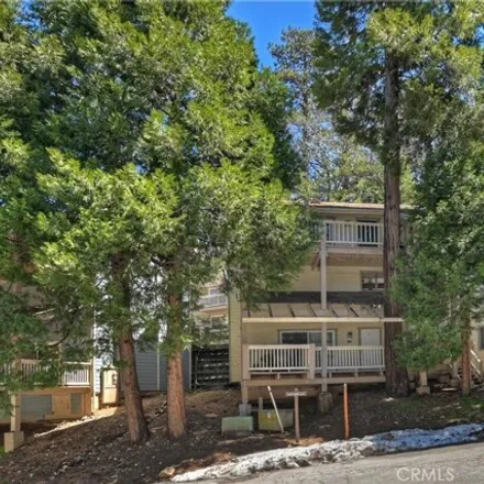 Buy this 2 bed condo on Rockledge Lane in Lake Arrowhead, CA 92352