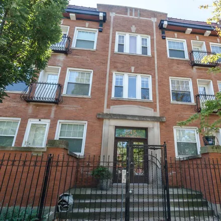 Rent this 3 bed condo on 845 West Lawrence Avenue