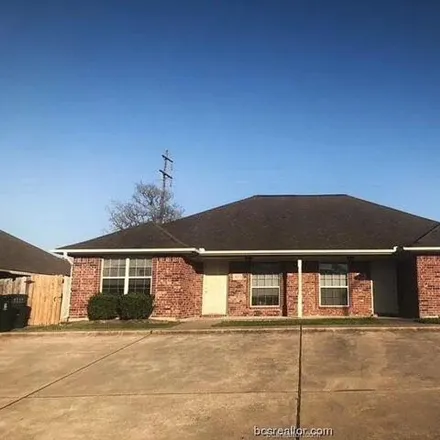 Image 1 - 1652 Rock Hollow Loop, Bryan, TX 77807, USA - House for rent