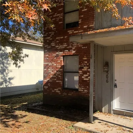 Image 1 - 582 North Betty Jo Drive, Fayetteville, AR 72701, USA - Townhouse for rent