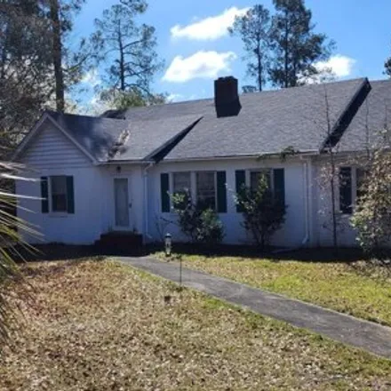 Buy this 3 bed house on Victory Drive in Waynesboro, GA 30830