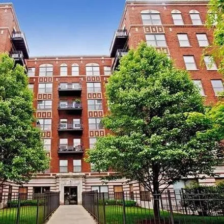 Rent this 2 bed condo on 4530 South Ellis Avenue in Chicago, IL 60615