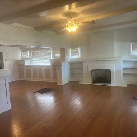 Image 4 - 1704 Tremont Avenue, Fort Worth, TX 76107, USA - House for rent