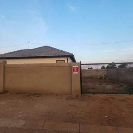 Image 6 - Oupa Moeti Road, Mthambeka, Tembisa, 1618, South Africa - Apartment for rent