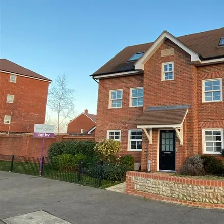 Rent this 4 bed house on Bailey Road in Winchester, PO7 3BR