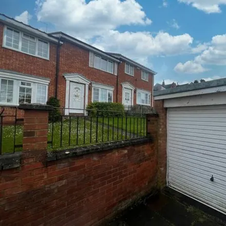 Image 2 - 1 Leicester Close, Kettering, NN16 8EZ, United Kingdom - Townhouse for sale