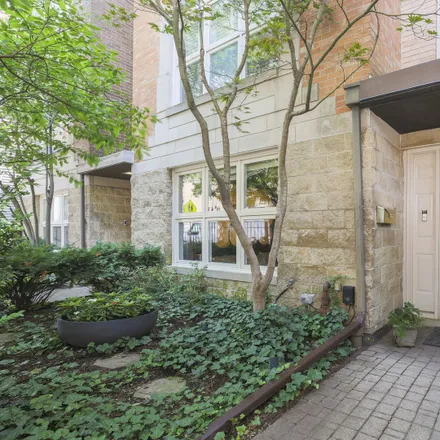 Image 1 - 651-653 West Armitage Avenue, Chicago, IL 60614, USA - Townhouse for sale