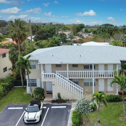 Buy this 8 bed house on 1842 Northeast 56th Street in Imperial Point, Fort Lauderdale