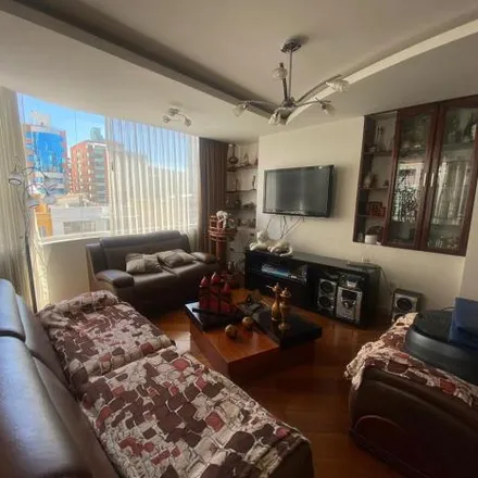 Rent this 3 bed apartment on Metro Red in Pablo Suarez, 170518