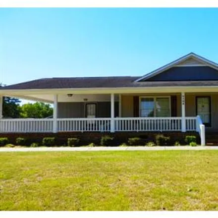 Buy this 3 bed house on 4200 East 5th Street in Lumberton, NC 28358