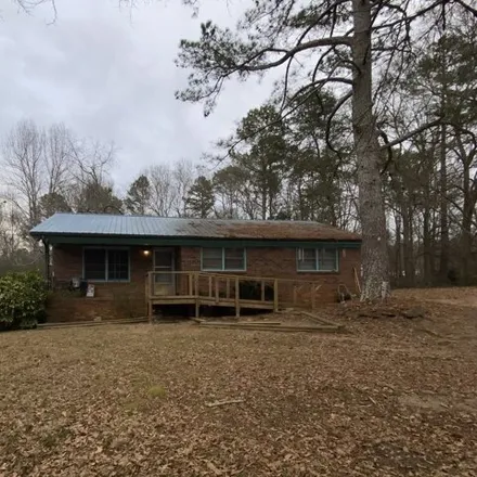 Buy this 4 bed house on 120 Pebble Point in Hart County, GA 30643