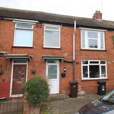 Rent this 4 bed townhouse on Rivermead School in Forge Lane, Gillingham