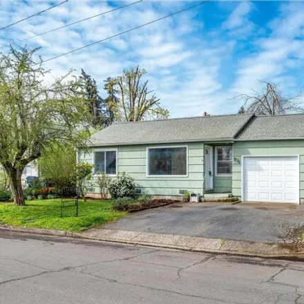 Buy this 3 bed house on 1232 8th Street in Springfield, OR 97477