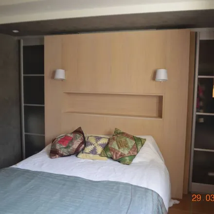 Rent this 3 bed house on 30200 Bagnols-sur-Cèze