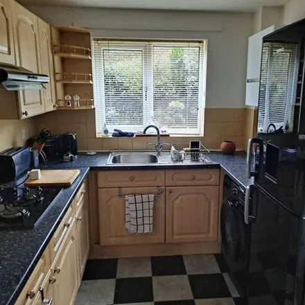 Image 2 - Stonebridge Lea, Peterborough, PE2 5LY, United Kingdom - Duplex for sale