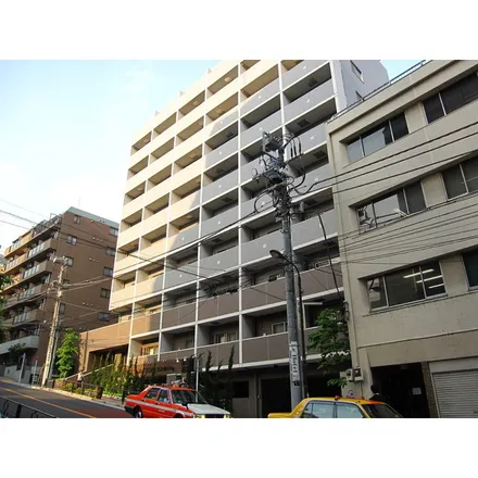 Rent this studio apartment on ヒルサイド御茶ノ水 in Yushima 3-chome, Bunkyo