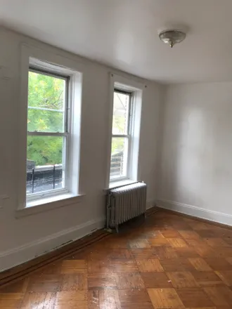 Image 3 - 531 Miller Avenue, New York, NY 11207, USA - House for rent