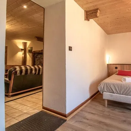 Rent this 1 bed house on Rue du Rattachement de la Savoie à la France in 73400 Ugine, France