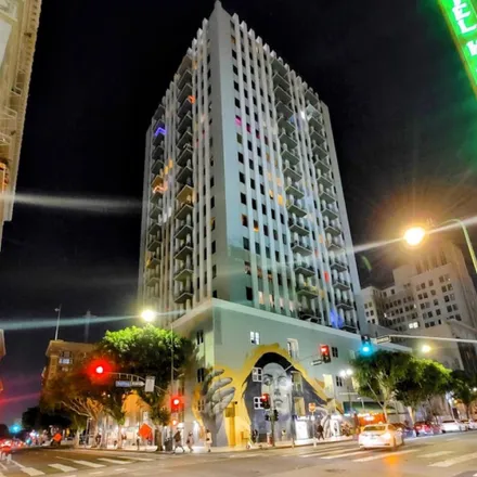 Rent this 1 bed apartment on SB Tower in 600 South Spring Street, Los Angeles