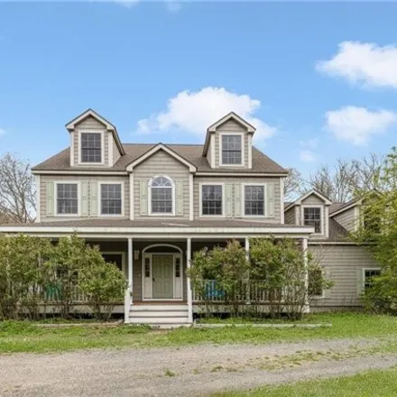 Buy this 4 bed house on RI-2 opposite Barbers Pond in South County Trail, South Kingstown
