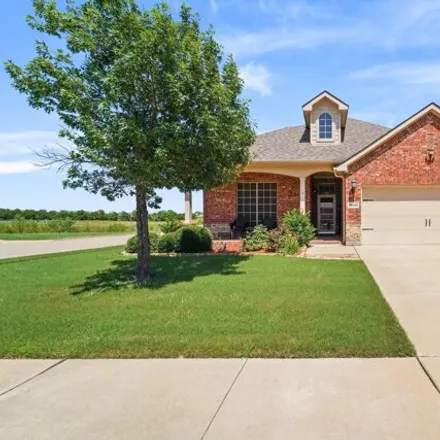 Rent this 4 bed house on 10940 Middleglen Rd in Fort Worth, Texas