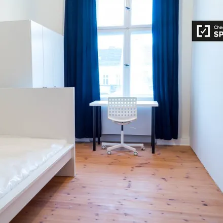 Rent this 6 bed room on Physiotherapie Mühle in Warschauer Straße 59A, 10243 Berlin