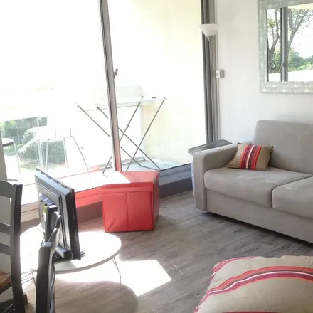 Image 5 - 64200 Biarritz, France - Apartment for rent