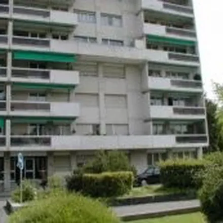 Image 1 - Grand-Saconnex-Mairie, Route de Colovrex, 1218 Le Grand-Saconnex, Switzerland - Apartment for rent