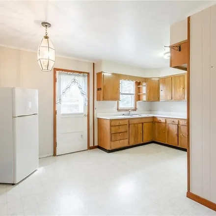 Image 7 - 104 Loomis Street, Village of Newark, NY 14513, USA - Apartment for sale