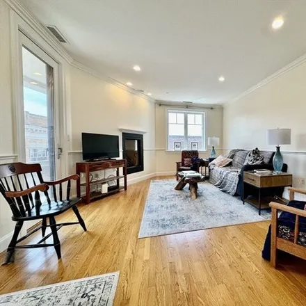 Image 5 - 11 Longwood Ave Ph 3, Brookline, Massachusetts, 02446 - Apartment for rent